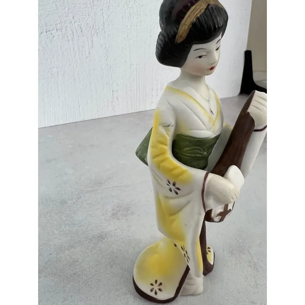 Vintage Decorative Japanese Geisha Girl Porcelain Figurine w/ Playing Instrument